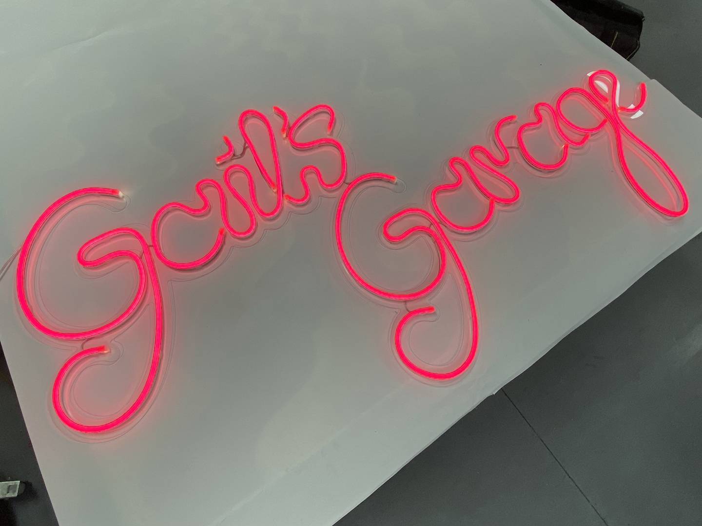 Illuminated rope LED sign