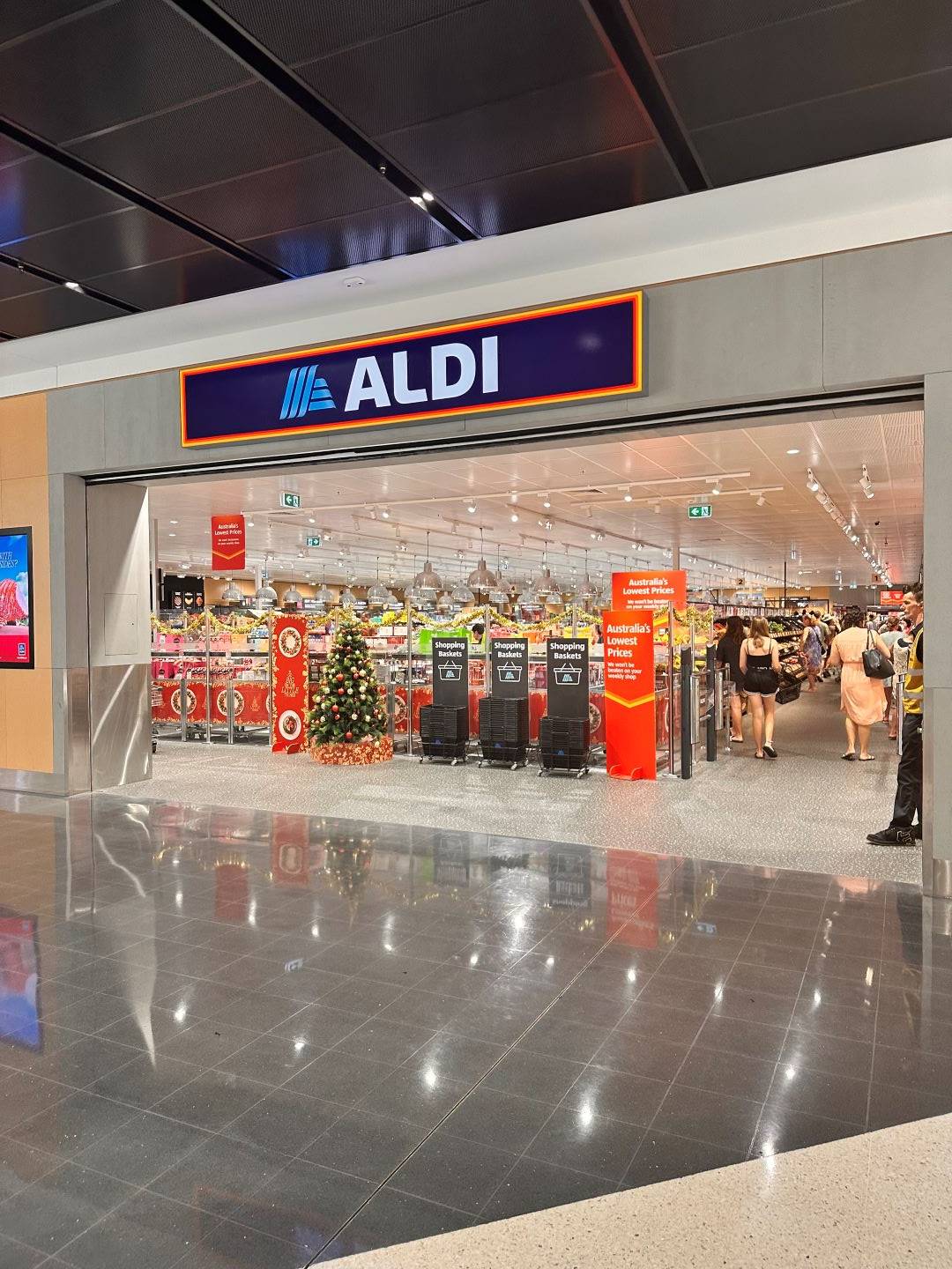 Aldi Fabricated Illuminated Signage